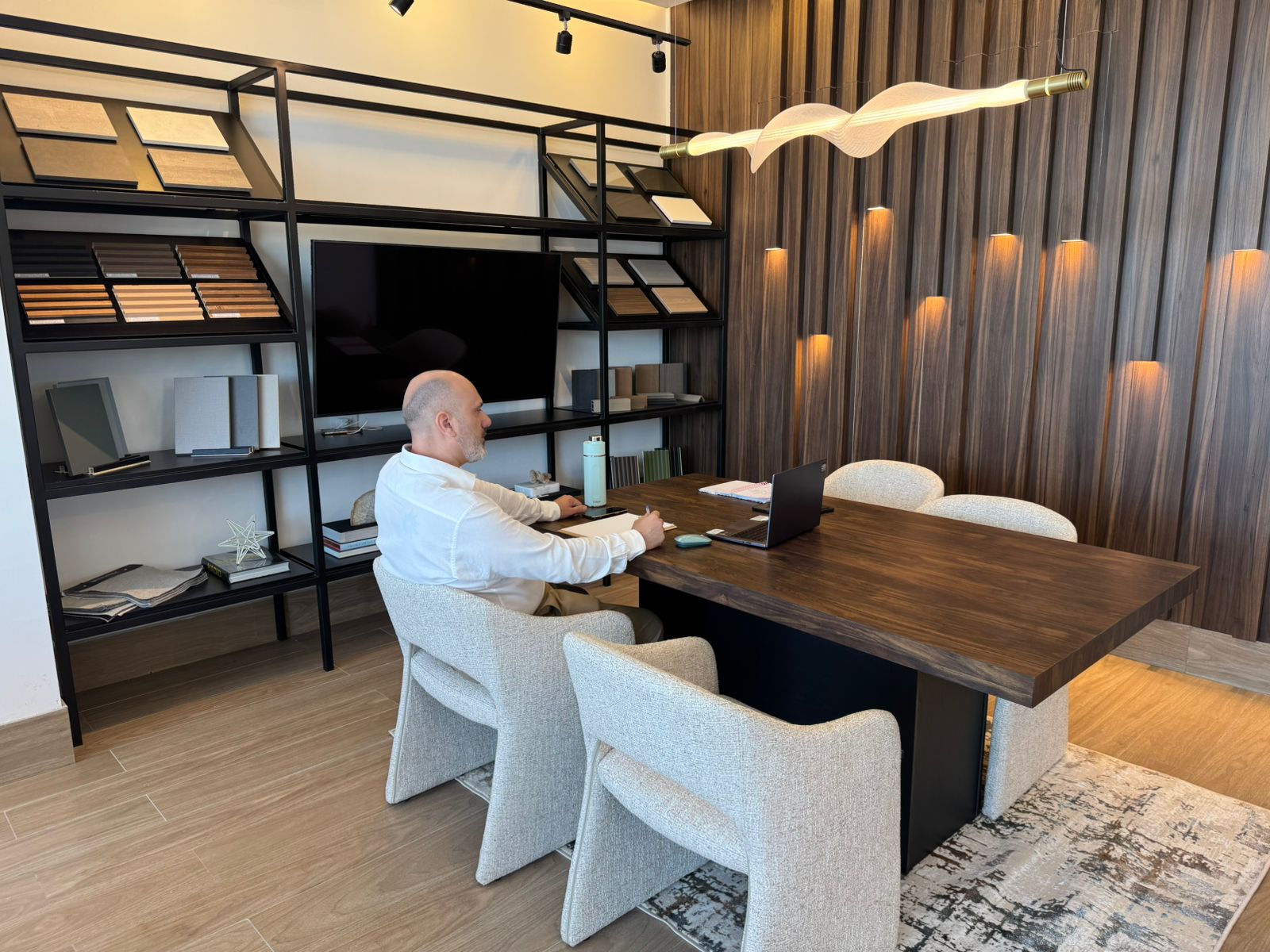 Te ofrecemos expertos certificados